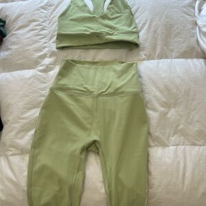 SET Active Light Green Leggings